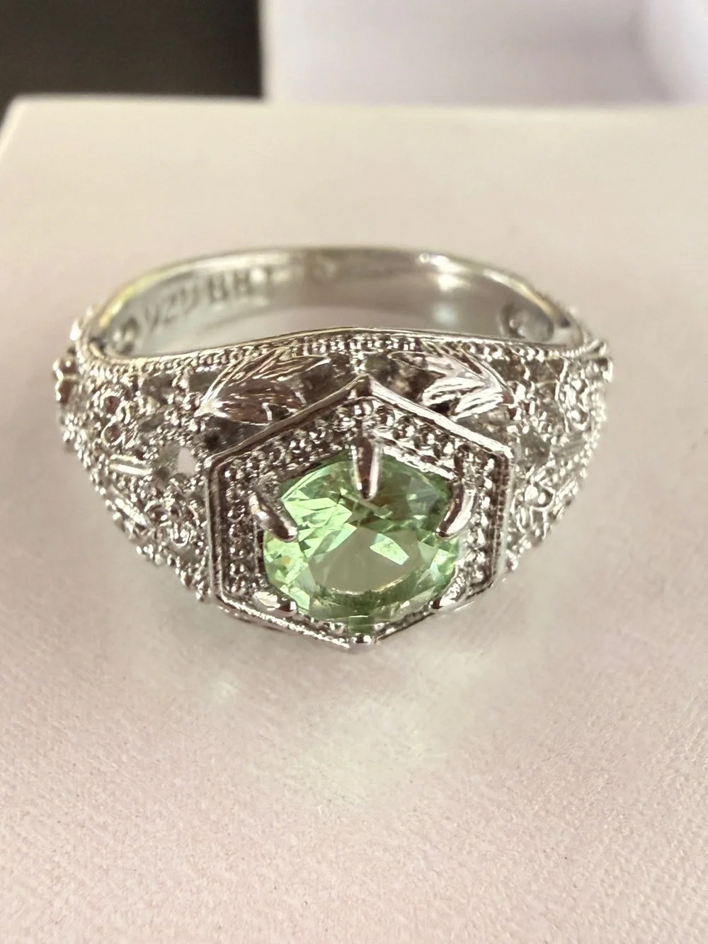 PERIDOT VINTAGE STYLE ART DECO FILIGREE RING Sz7